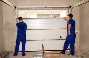 Tips for Finding the Best Garage Door Contractor in Colorado